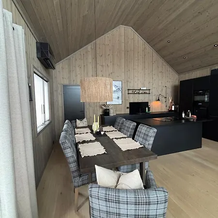 Hébergement de vacances New, Modern Family In Hovden Sor *